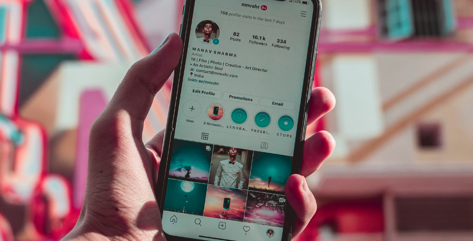Optimize your Instagram bio and highlights
